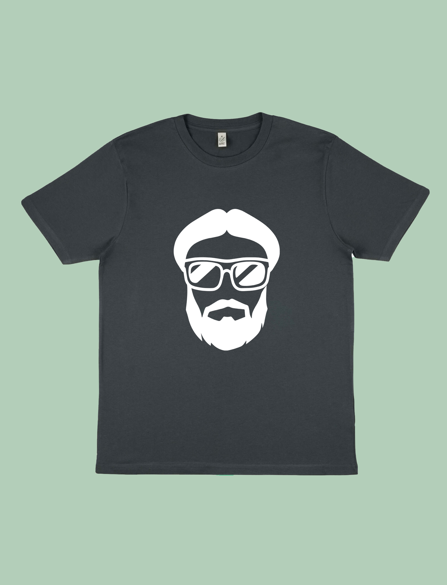 Bearded man whit sunglasses