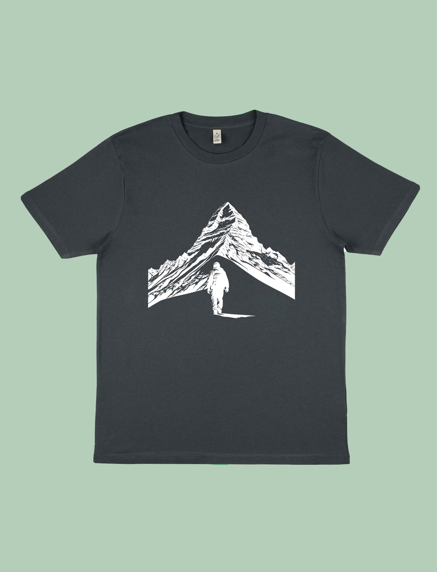 Man walking the mountain - Tshirt