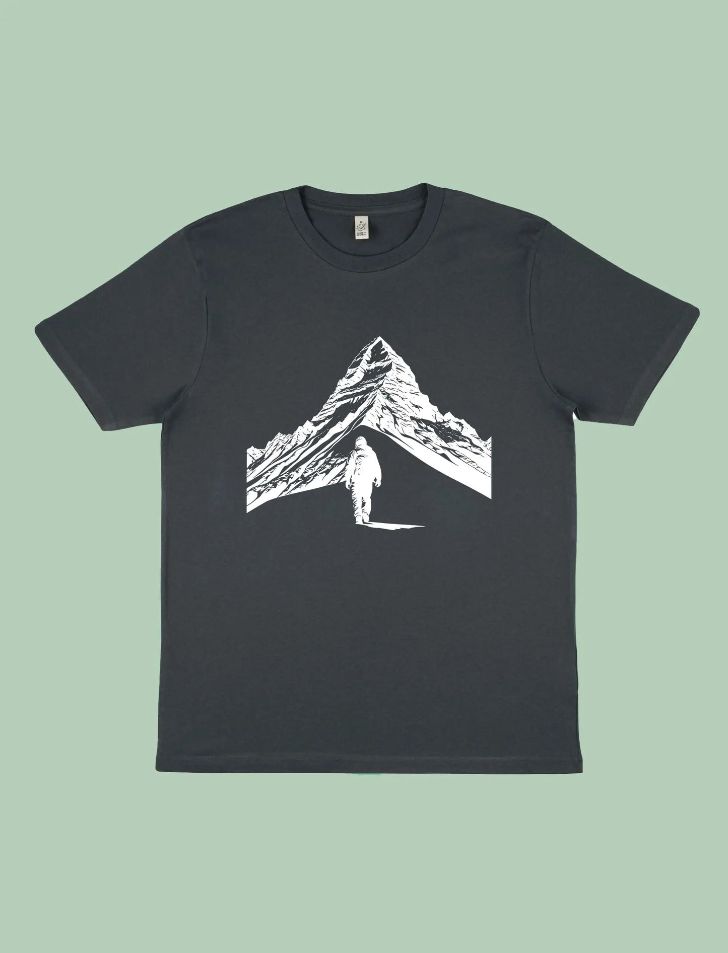 Man walking the mountain - Tshirt Eigengewijs
